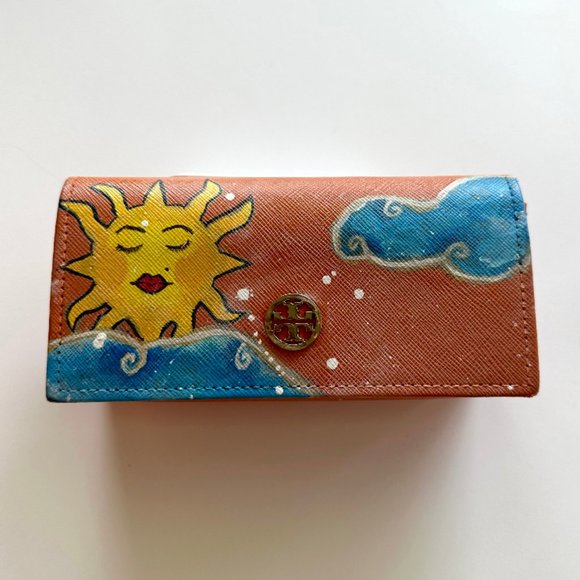 Custom Painted Tory Burch Eyeglass/Sunglass Case - Picture 1 of 7